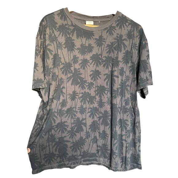 H&M All-Over Palm Tree Silhouette T-Shirt - Picture 1 of 2